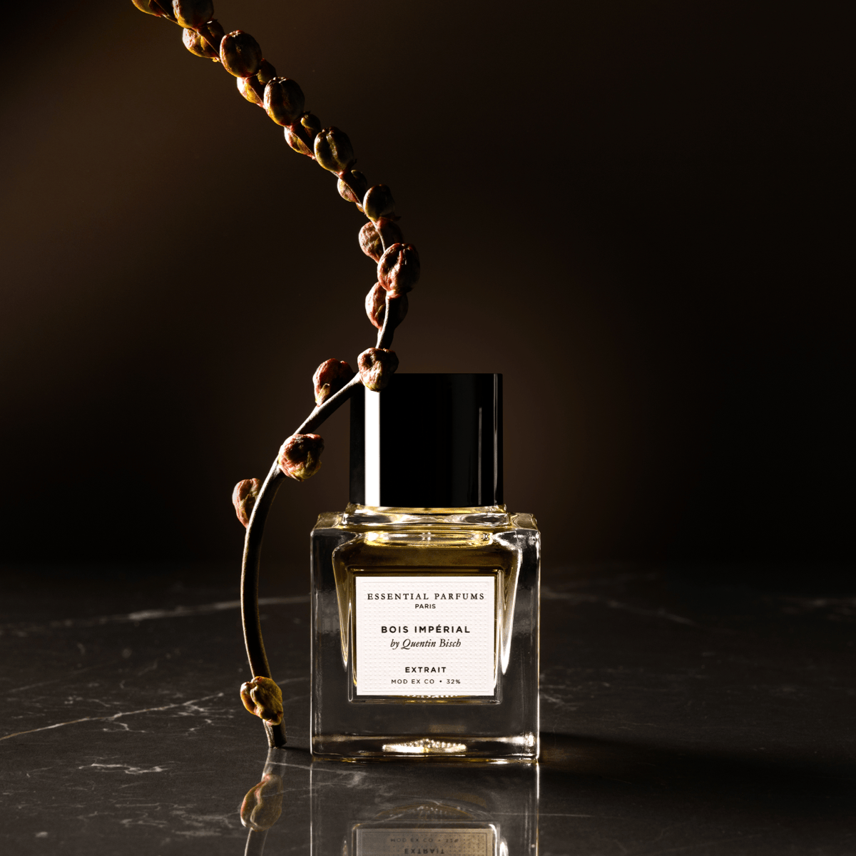 Bois Imperial extrait de parfum nouveauté 2024 Essential parfums