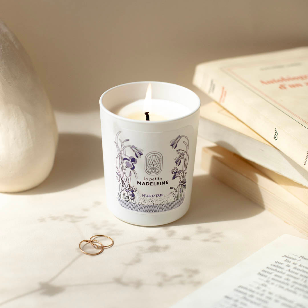 La Petite Madeleine Bougie Parfumée 180g parfum Nue d'Iris