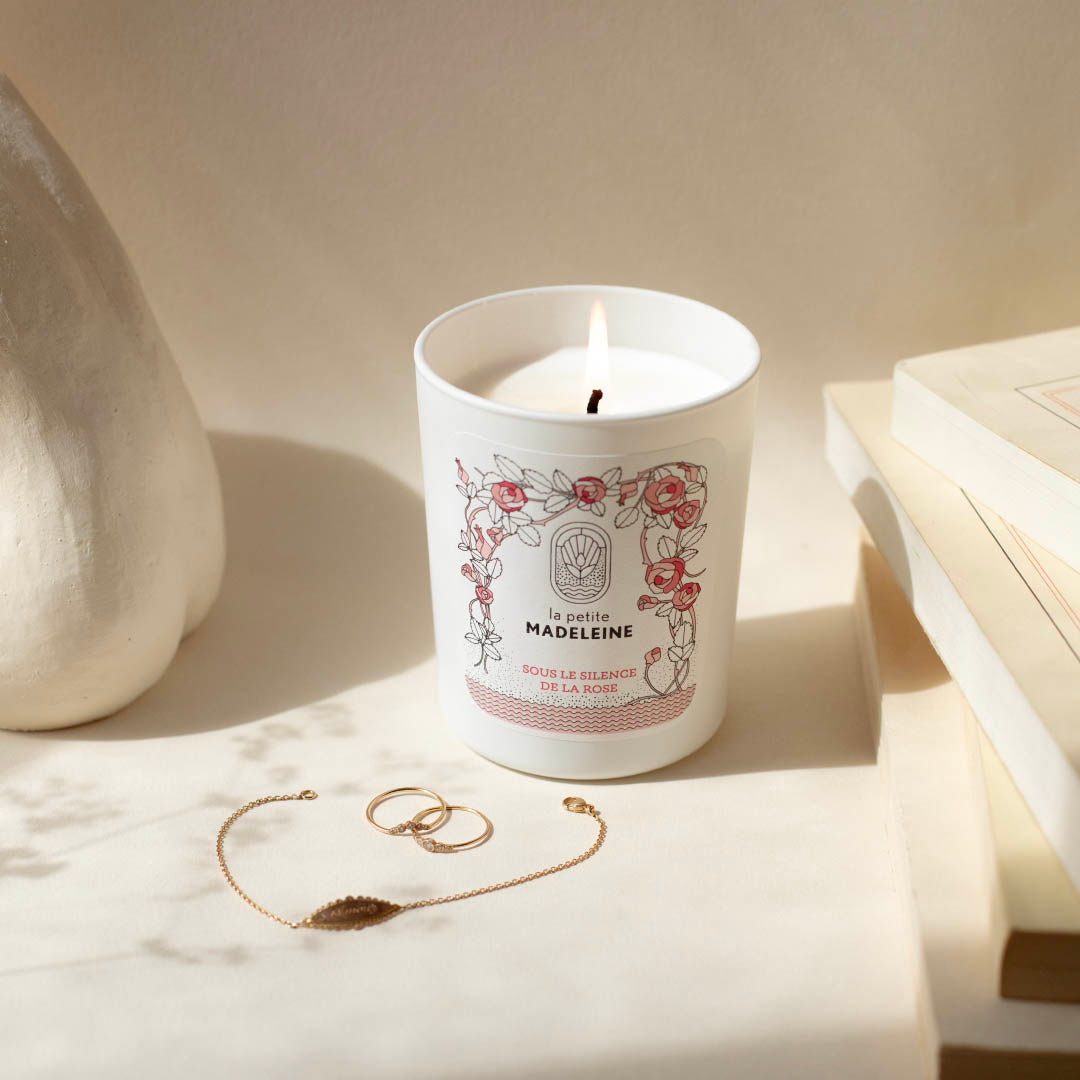 La Petite Madeleine Bougie Parfumée 180g parfum Sous le Silence de la Rose