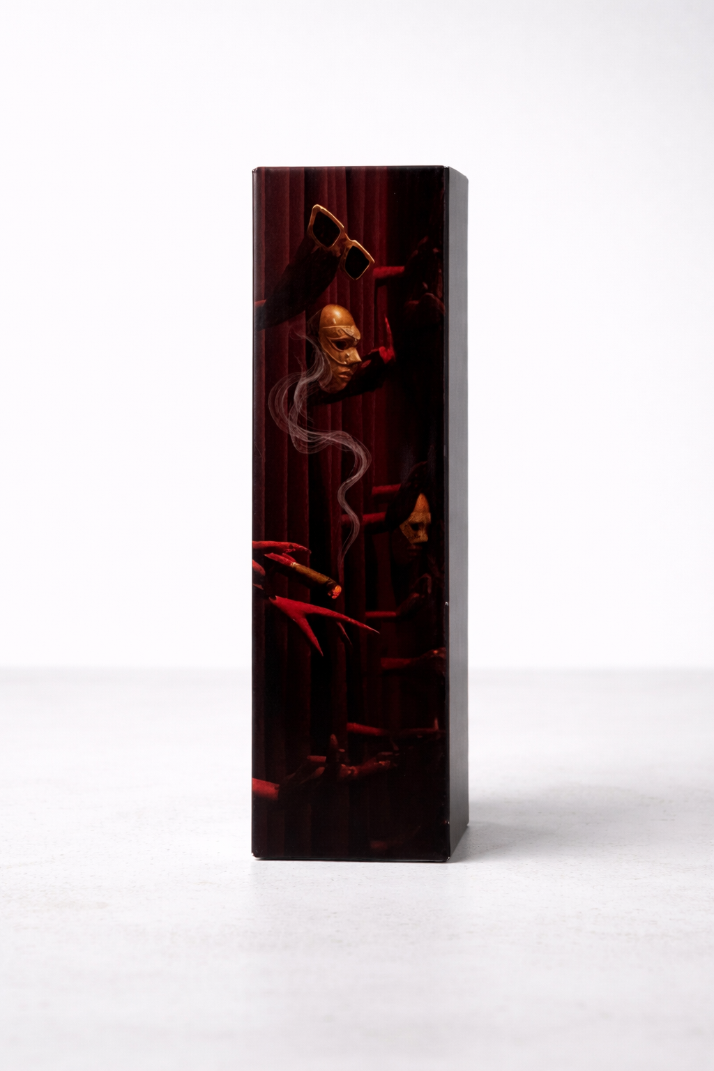 18Montmartre eau de parfum le rouge bar